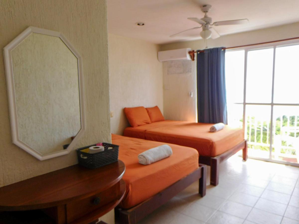 Hotel Ma Elena 女人岛 外观 照片
