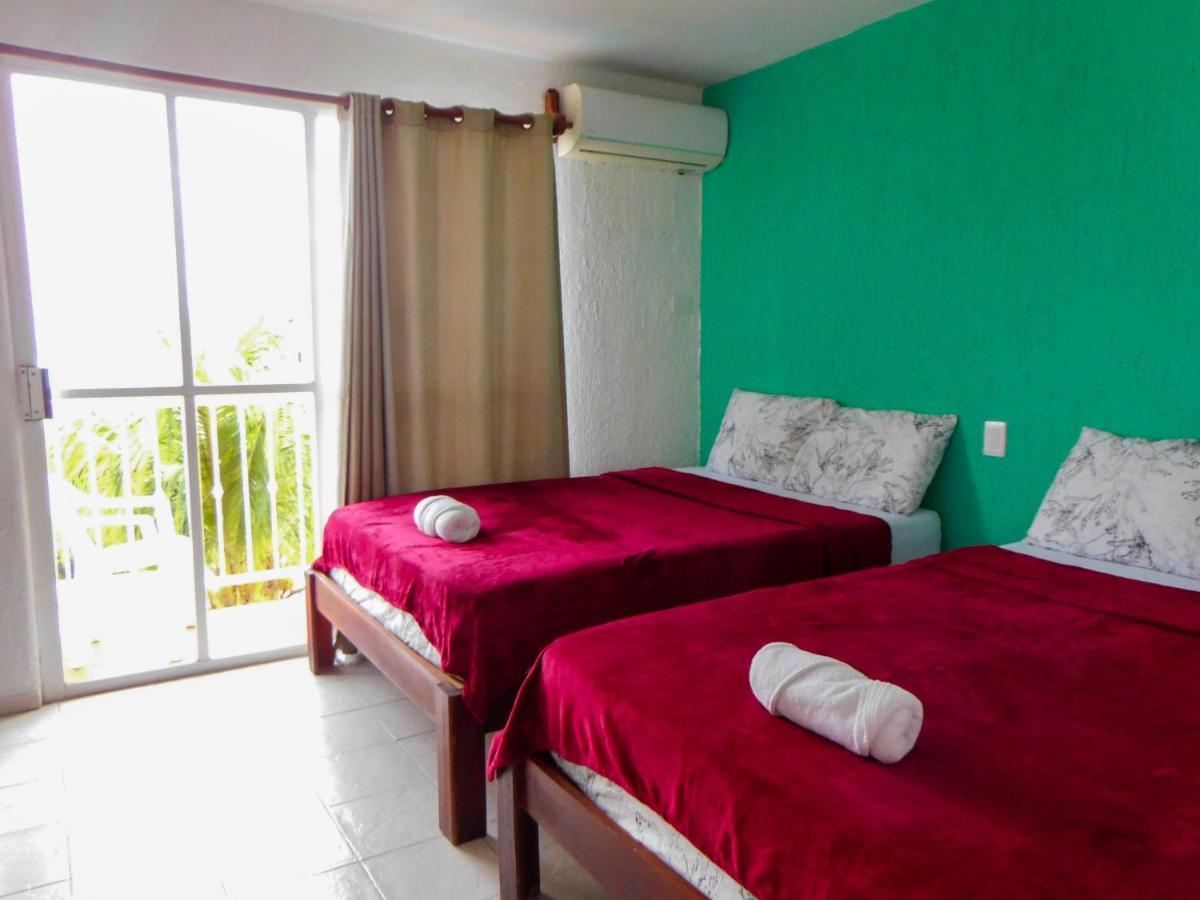 Hotel Ma Elena 女人岛 外观 照片