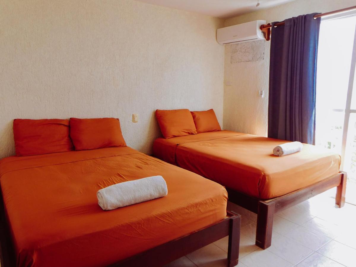 Hotel Ma Elena 女人岛 外观 照片