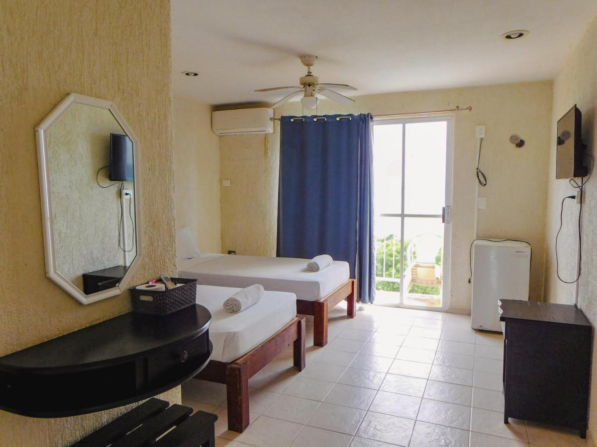 Hotel Ma Elena 女人岛 外观 照片