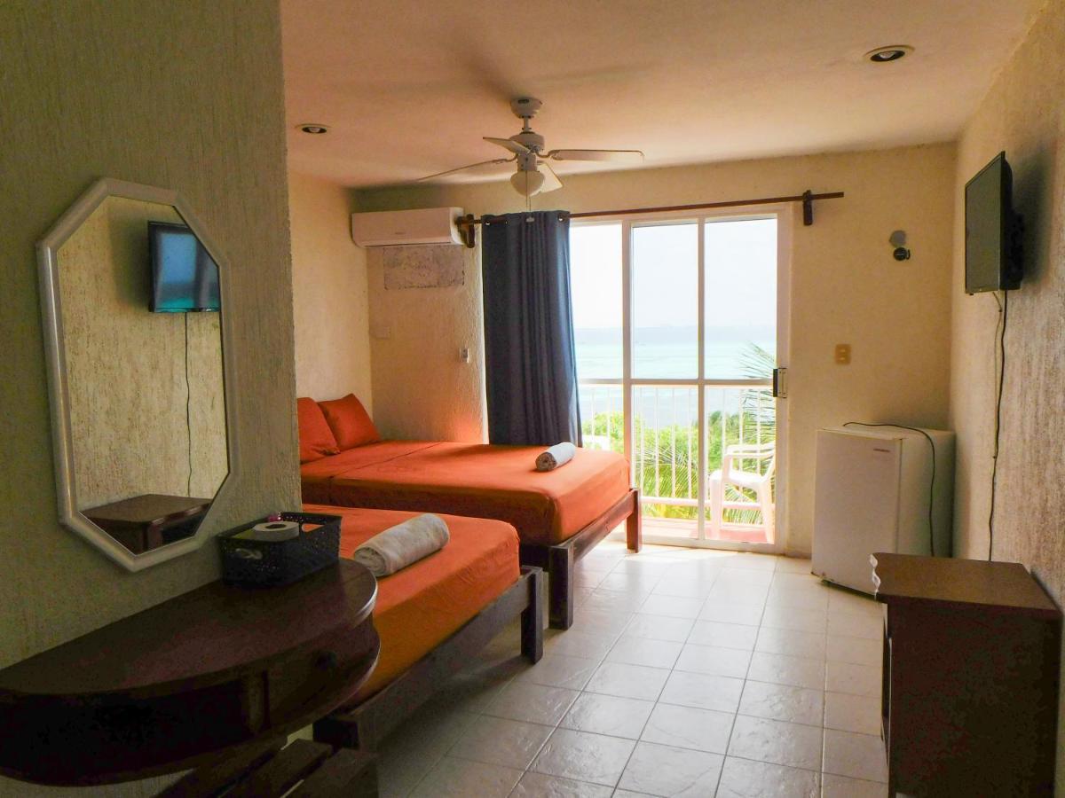 Hotel Ma Elena 女人岛 外观 照片